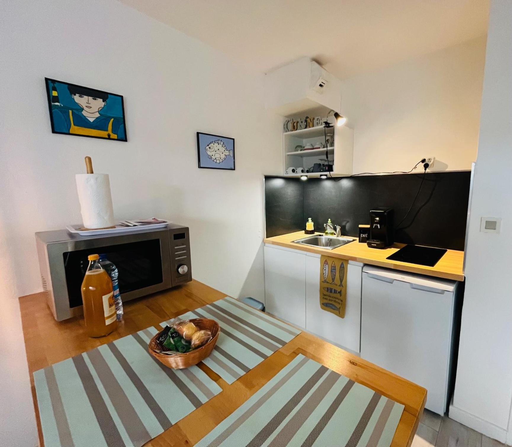 Au Bord De L'Eau Apartment Concarneau Bagian luar foto